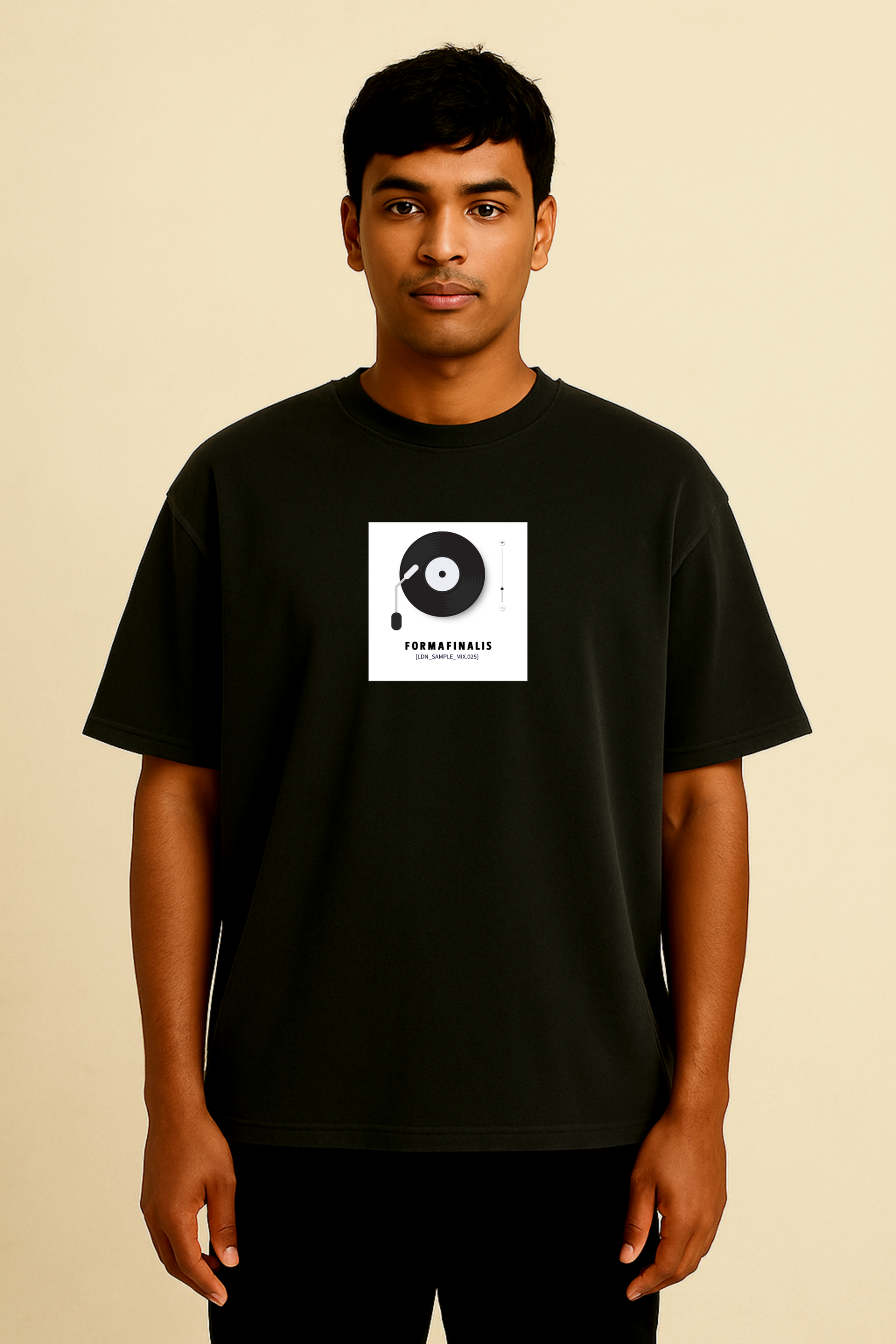  Model wearing oversized Faded Black 'Amen' graphic tee 
- 240 GSM heavyweight cotton, brutalist streetwear fit.
-Tribute to the Amen Break – minimalist 90s hip-hop streetwear graphic design in heavyweight cotton.
London-designed, London made.
FormaFinalis  SS25 collection 'Amen' t-shirt – brutalist design referencing the most sampled breakbeat in history.
